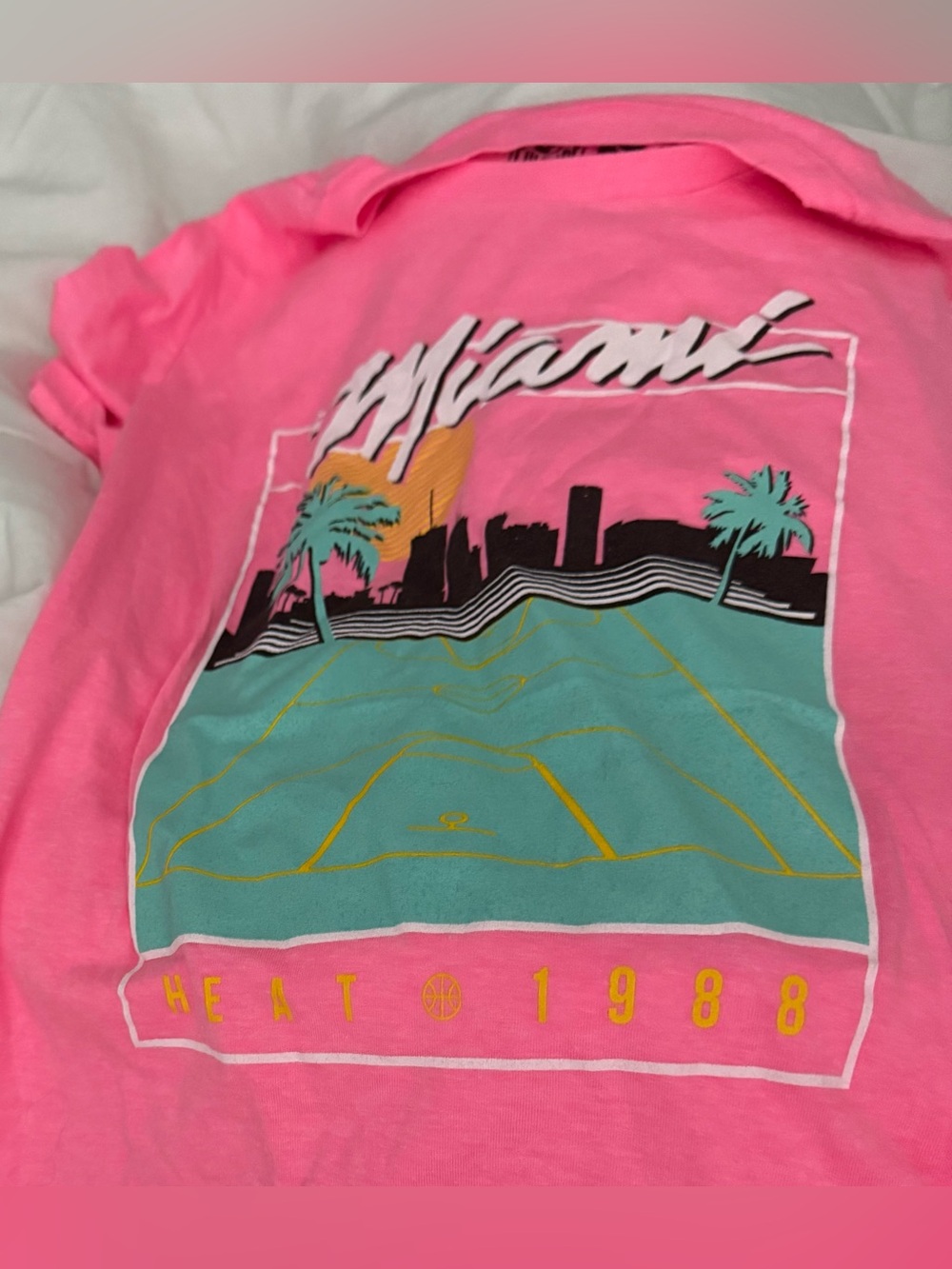 Like New limited-edition Women’s Miami Heat Retro T-Shirt